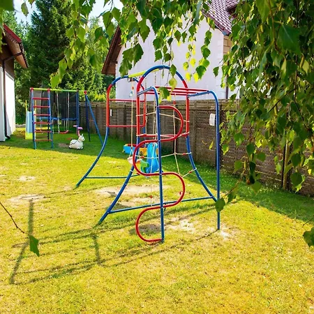 Comfortable Ground Floor Apartment, Summer Pool ياروسوافيتس