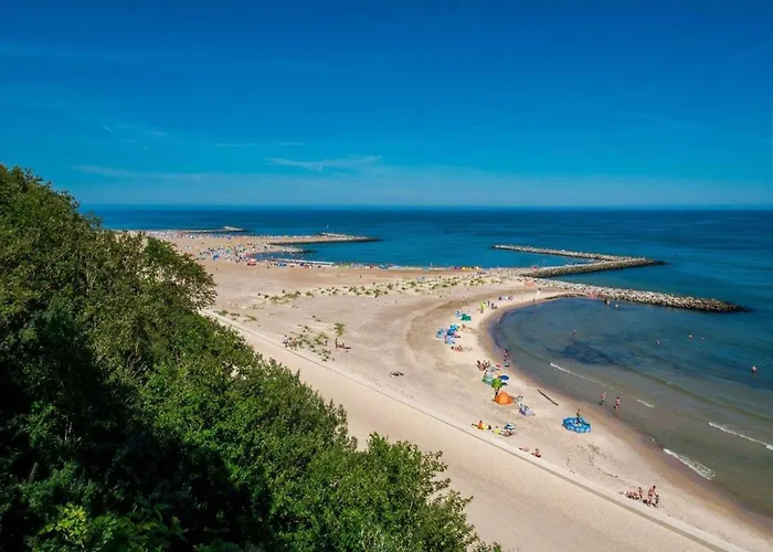 Comfortable Ground Floor Apartment, Summer Pool Apartman *