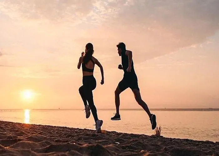 Comfortable Ground Floor Apartment, Summer Pool *