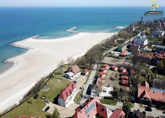 Apartman Comfortable Ground Floor Apartment, Summer Pool